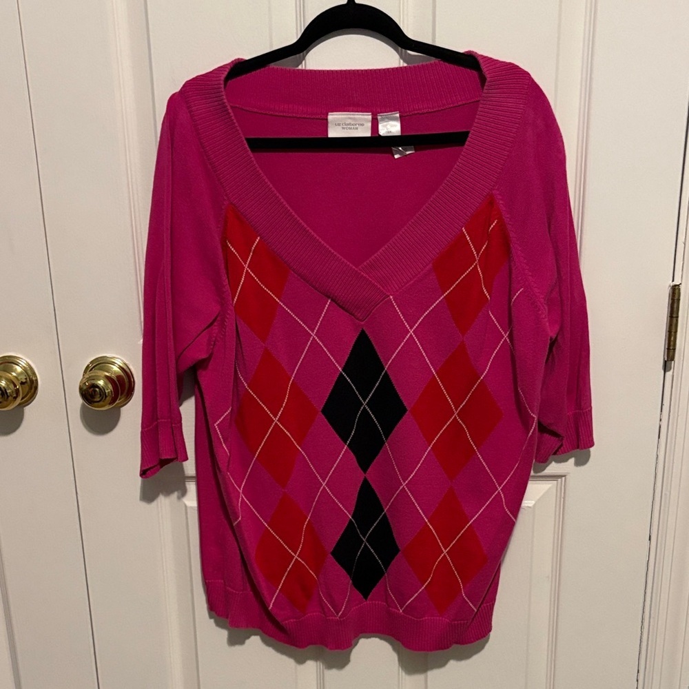 🐥Liz Claiborne V-Neck Sweater with Pink and Red Argyle
